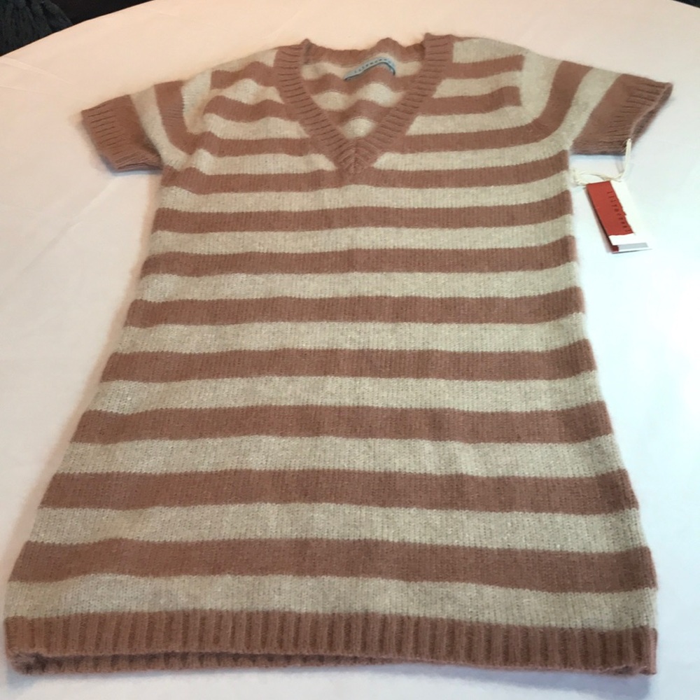 ☔️Lily McNeal sweater dress size small NWT